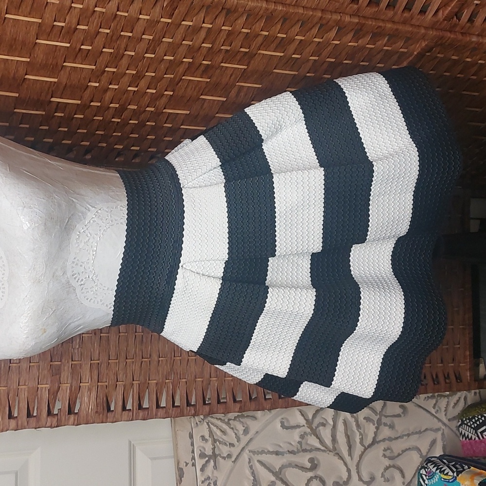 Xhilaration Bandage Skirt black and white small Beetlejuice - Picture 14 of 16